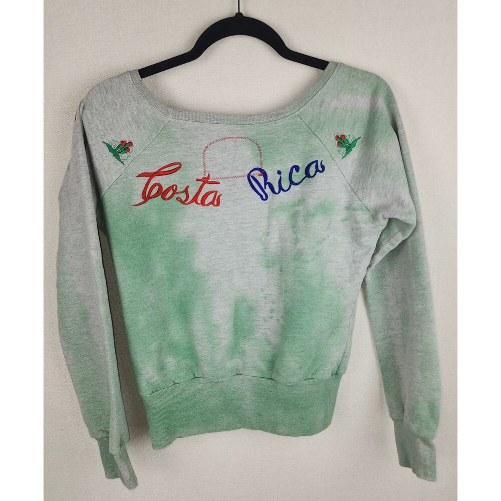 California vintage women's M Costa Rico sweatshirt with embroidery. - Picture 8 of 12